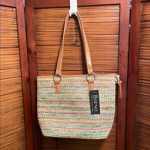 Straw Purse Tote NWT Bueno Collection 
Multi -color stripe Zip top Pockets